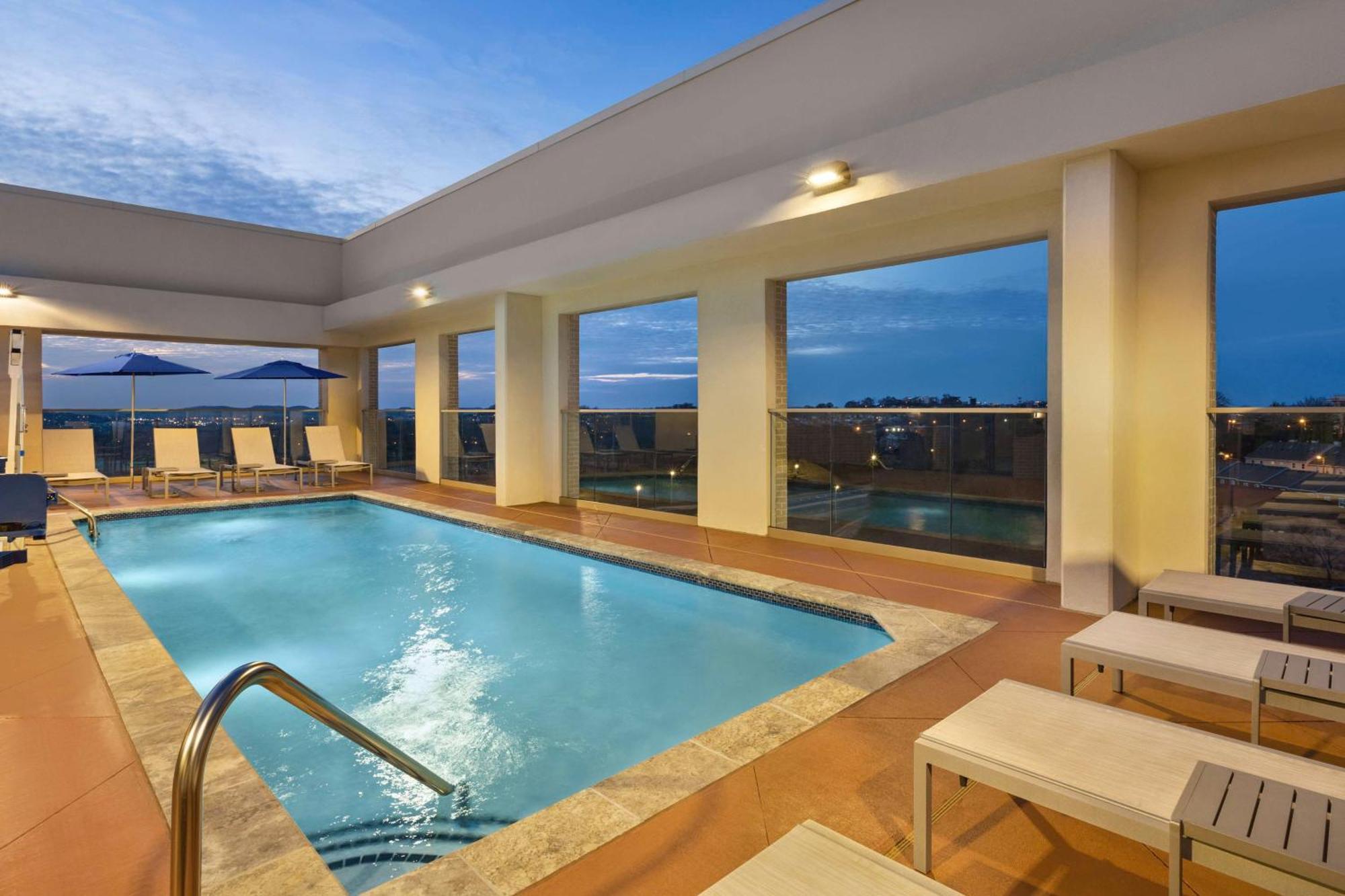 Home2 Suites By Hilton Nashville West End Avenue Bagian luar foto